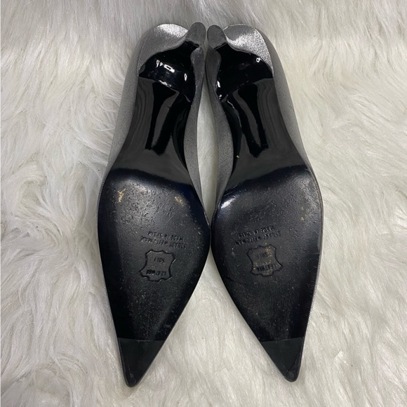 Stuart Weizmann Silver Pointed Toe Heels Size 7 M - Picture 10 of 10